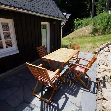Apartment In Mit Terrasse, Grill Und Garten Klingenthal